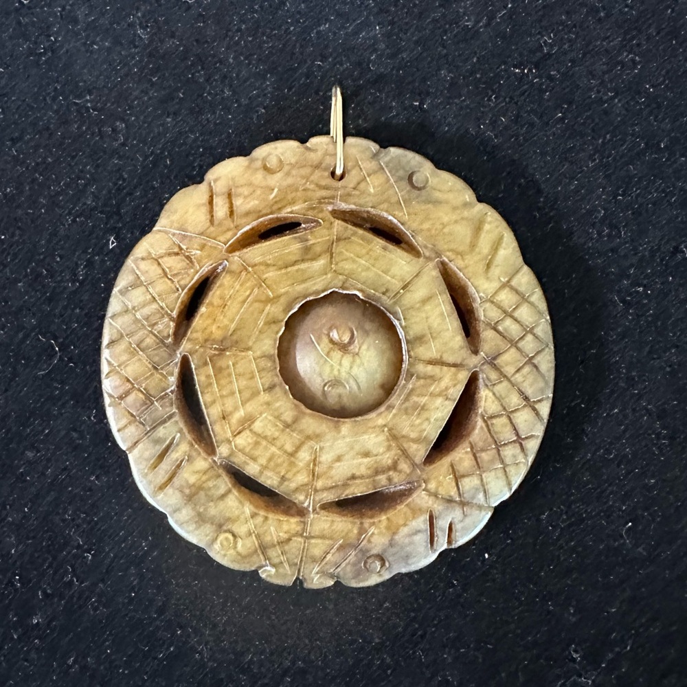 Vintage Brown jade etched round pendant